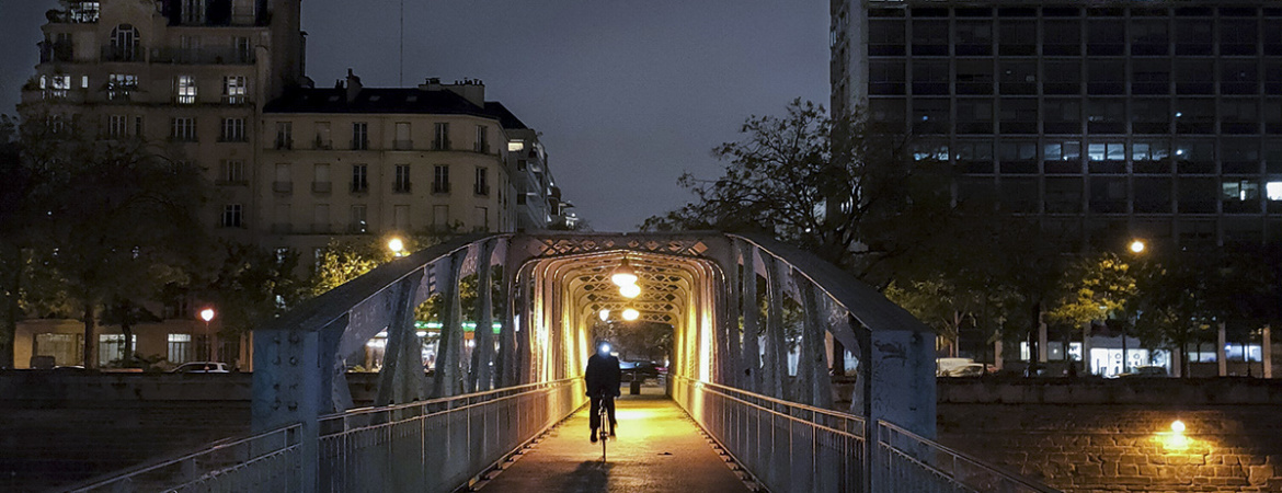 Paris photos, canal st martin, street photo in paris